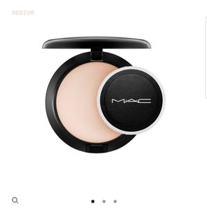 MAC Cosmetics Makeup - FREE - MAC blot powder MAC Cosmetics Makeup - FREE - MAC blot powder
